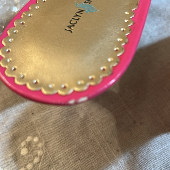 Jaclyn Smith Hot Pink Bow Heels - Picture 10 of 10